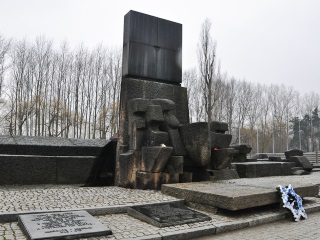 Мемориал Аушвиц–Биркенау, посвященный жертвам нацизма, Освенцим, Польша Фото: turbina.ru